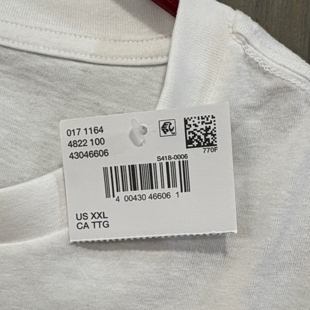American Eagle Outfitters Classic White Short Sleeve Tee - Picture 6 of 6
